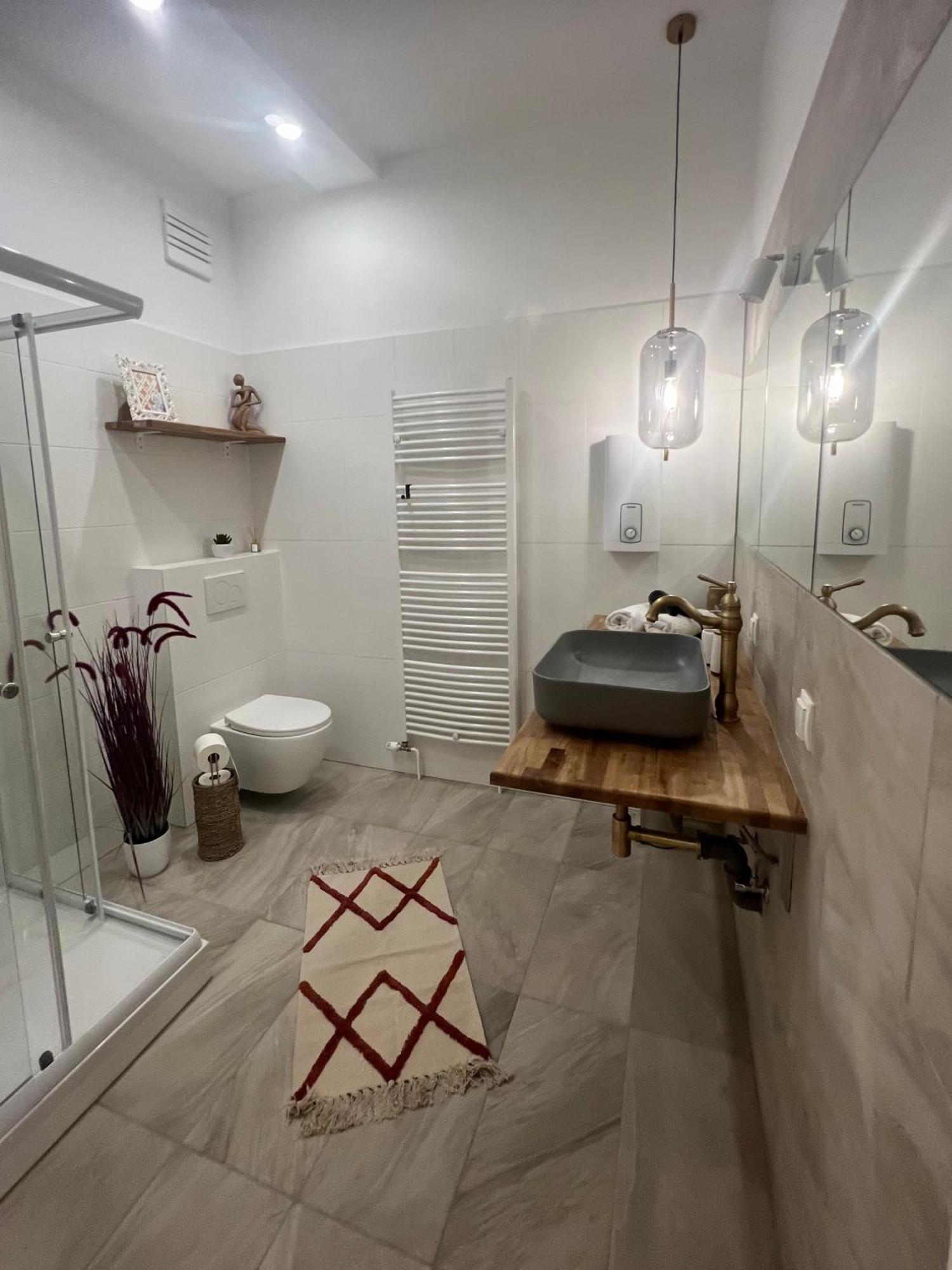Die "Boho Suite" Im Herzen Von Hartberg I Parking Exterior foto